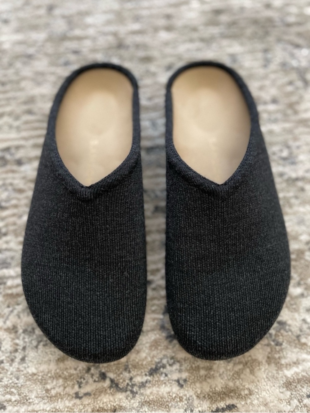 Rothy’s The Casual Clog Soft Black Merino Wool Size 9